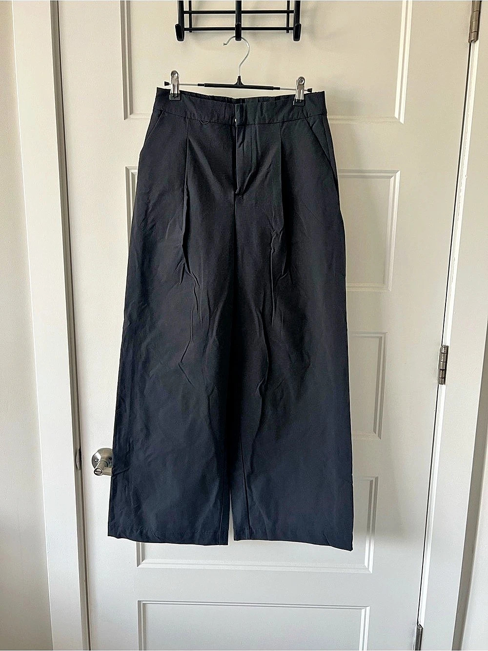 FIGS Pro Wide Leg Pants Black Small (Tall) Trousers Like New